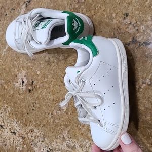 ADIDAS STAN SMITH WHITE AND GREEN SNEAKERS SIZE 6.5